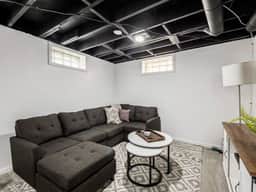 1397 Kelton Ave -- The House of Cards - Beautiful Home in Columb