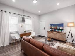 2230 N 4th Apt B -- Gorgeous Getaway -1BR- Columbus!