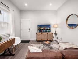 2230 N 4th Apt B -- Gorgeous Getaway -1BR- Columbus!