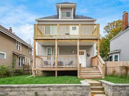 2277 Indiana - OSU Retreat: 5BR Boho Home with Free Parking