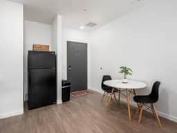 514 - Harlow -- The Boho Chic Suite in Prime Location of Columbu