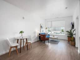 519 - Harlow -- Lovely Blue Boho 1BR Suite - Columbus!