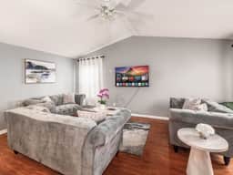 6262 Emberwood - Dublin Getaway - Near Columbus!