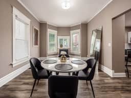 165 N 21st St - Perfect Stay - 2 Bedrooms - Columbus!