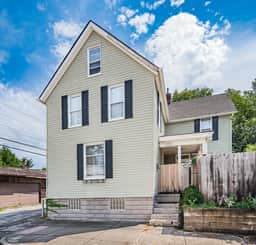 1192 Bruck - The Vintage Getaway - 3 Bedrooms - Columbus!