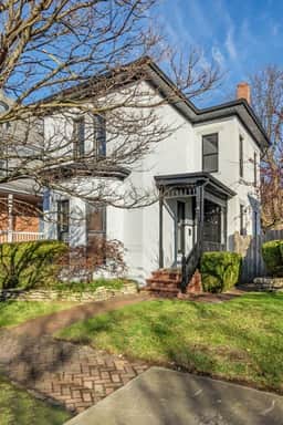 812 Kerr St - Short North Clubhouse w/Hot Tub! Free Parking!