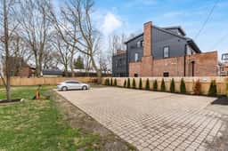 21&21.5 E First (whole) - Galla House On High Street!