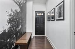 49 E Russell - Convention Center Townhouse