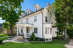 56 W Plum St - The Presidential Estate - Uptown Westerville