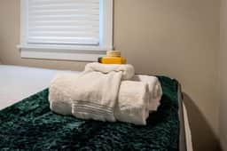 8820 Chautauqua - Lakeside Oasis Cottage - Indian Lake!