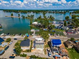 319 W Main (Indian Lake) - Whirlwind Waters Paradise