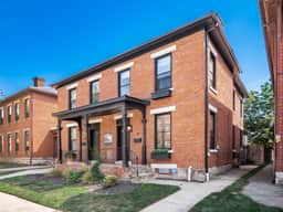 47 E Russell - The Pop Fusion Pad in Short North