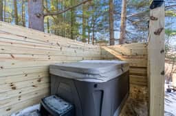 11139 Helber - Pine Hills Cottage + Hot tub I Fire Pit