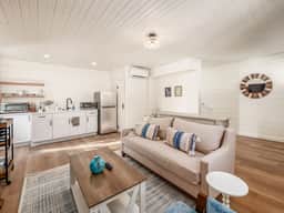 24180 (7 Cabins) - Valley View Cabins: Pickleball, Hot tubs, Tra