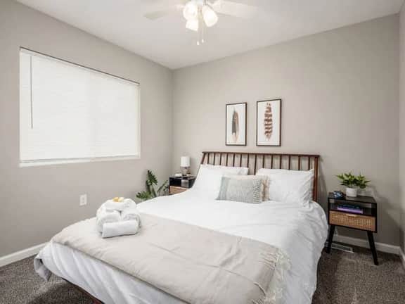 2277 Indiana - OSU Retreat: 5BR Boho Home with Free Parking