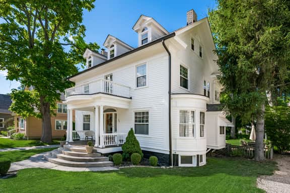 56 W Plum St - The Presidential Estate - Uptown Westerville