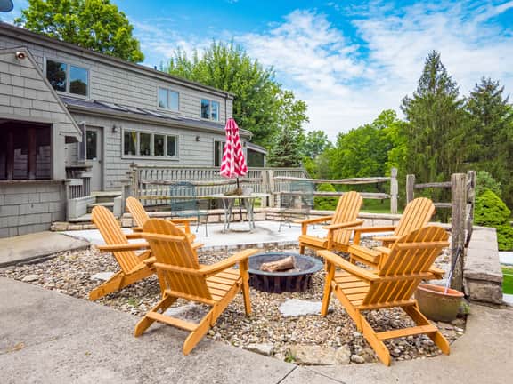 2325 Pollock - Delaware Farmstead Retreat