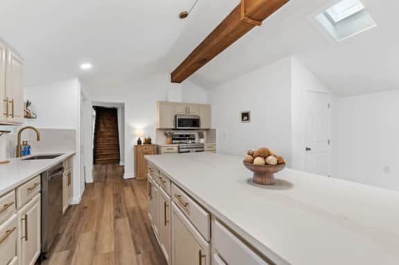 7997 Bremen Rd - Woodland Clubhouse: Golf, Fishing, Hot Tub, Tra