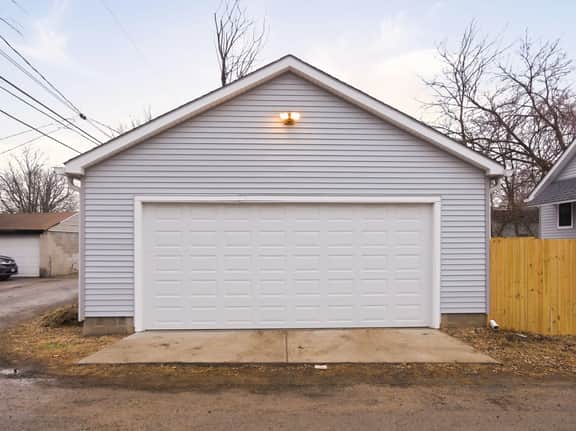 535 N Ohio - Rock & Roll House: PingPong, Hot Tub, Theatre Area