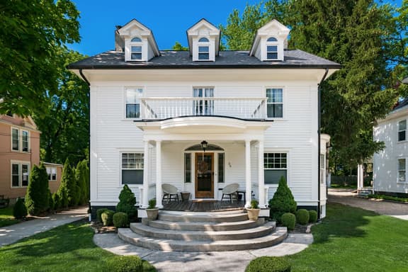 56 W Plum St - The Presidential Estate - Uptown Westerville