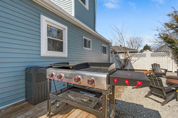 1400 Zettler - Barrel House: Hot Tub & Game Room